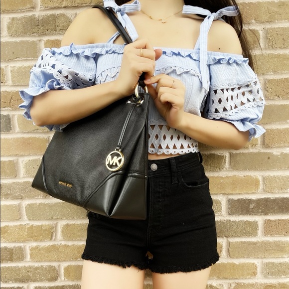 Michael kors medium leather tote black - Picture 2 of 2